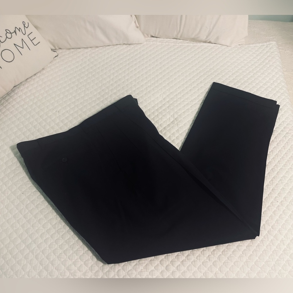 Roundtree & Yorke Navy Blue  Wool Trousers Size 40W 32L